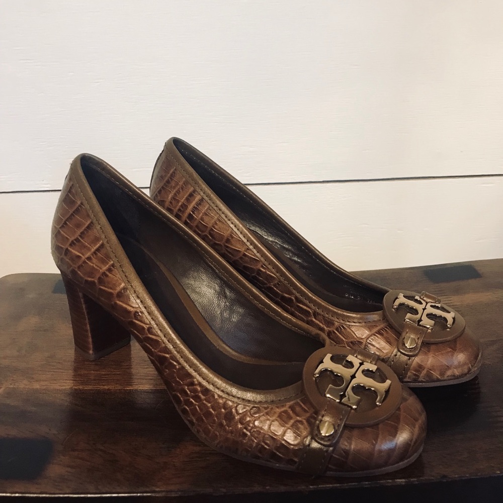 Tory Burch Brown Croc Print Heels Size 7